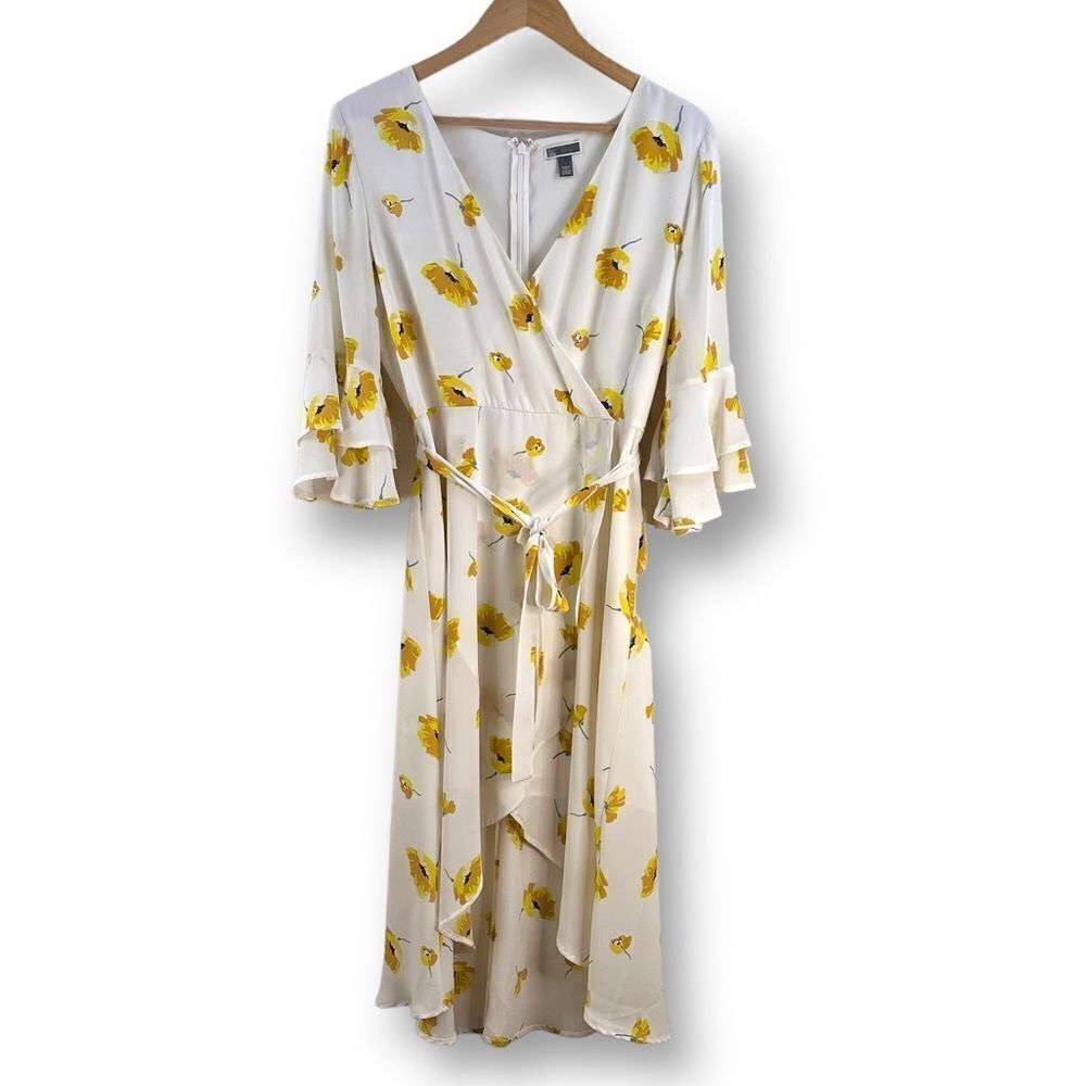 Chelsea28 Floral Faux Wrap Dress Size L